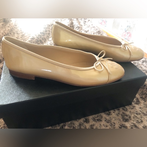 Chanel Ballet Flats - Picture 8 of 16